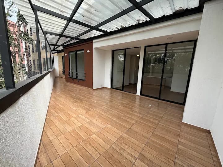 Outlet Constructora 1A